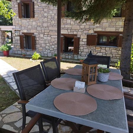 Cosy Lake House, Μια Ανάσα Πριν Τη Λίμνη Kalívia Eksteriør bilde