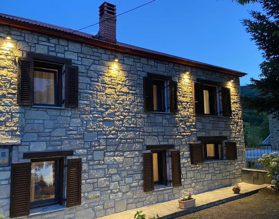 Cosy Lake House, Μια Ανάσα Πριν Τη Λίμνη Kalívia Eksteriør bilde
