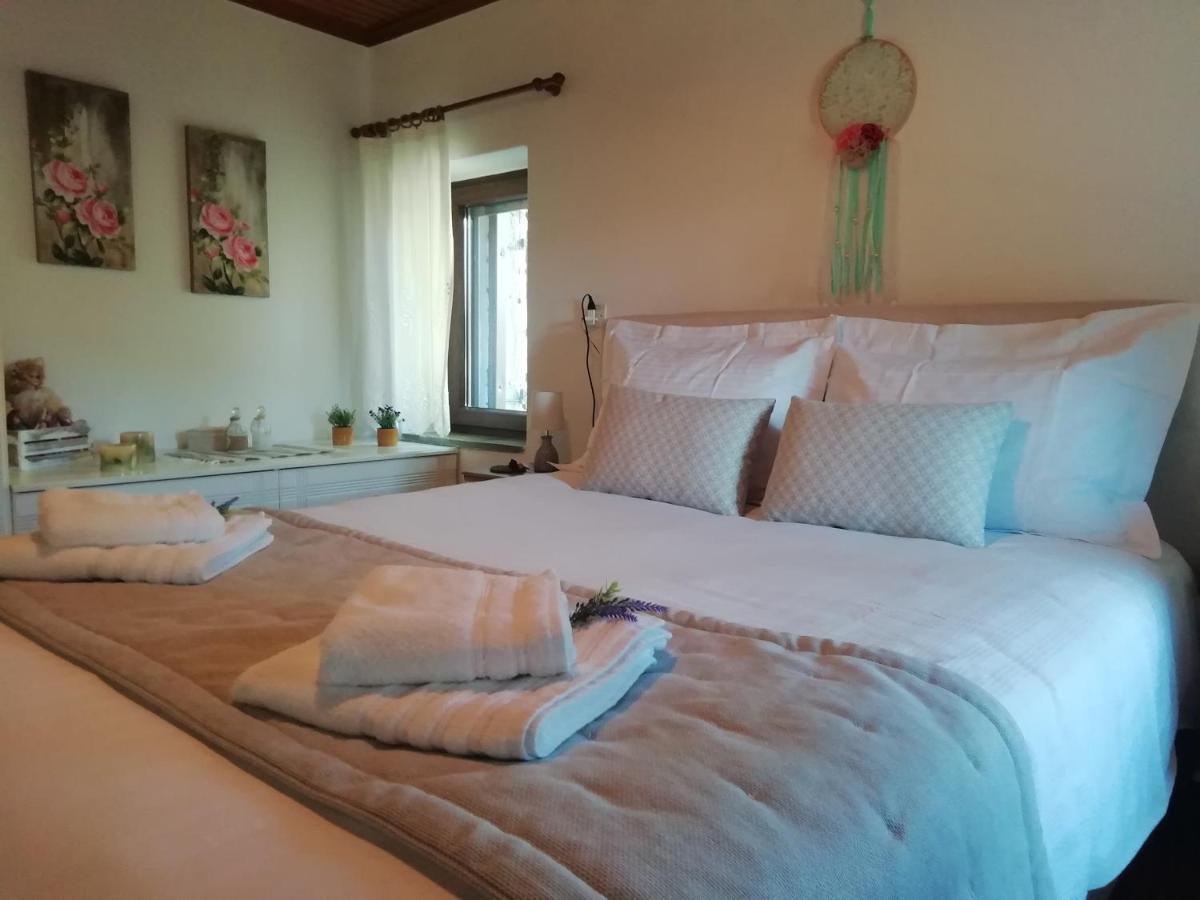Cosy Lake House, Μια Ανάσα Πριν Τη Λίμνη Kalívia Eksteriør bilde