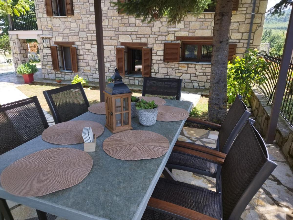 Cosy Lake House, Μια Ανάσα Πριν Τη Λίμνη Kalívia Eksteriør bilde