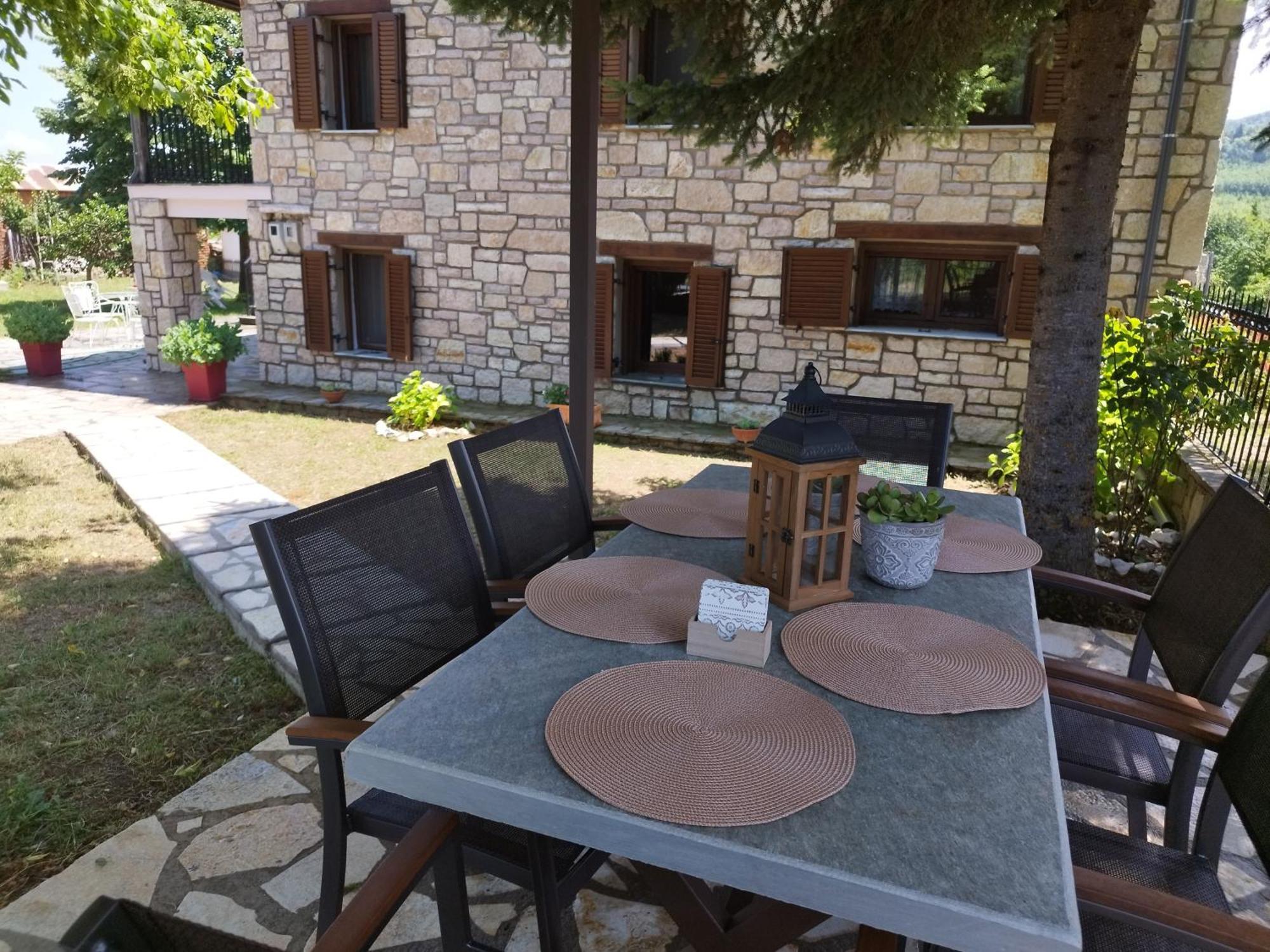 Cosy Lake House, Μια Ανάσα Πριν Τη Λίμνη Kalívia Eksteriør bilde